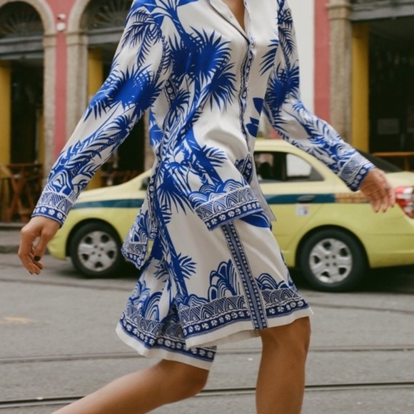 Zara High Rise Printed Bermuda Short Blue and Cream Size S - Picture 2 of 11